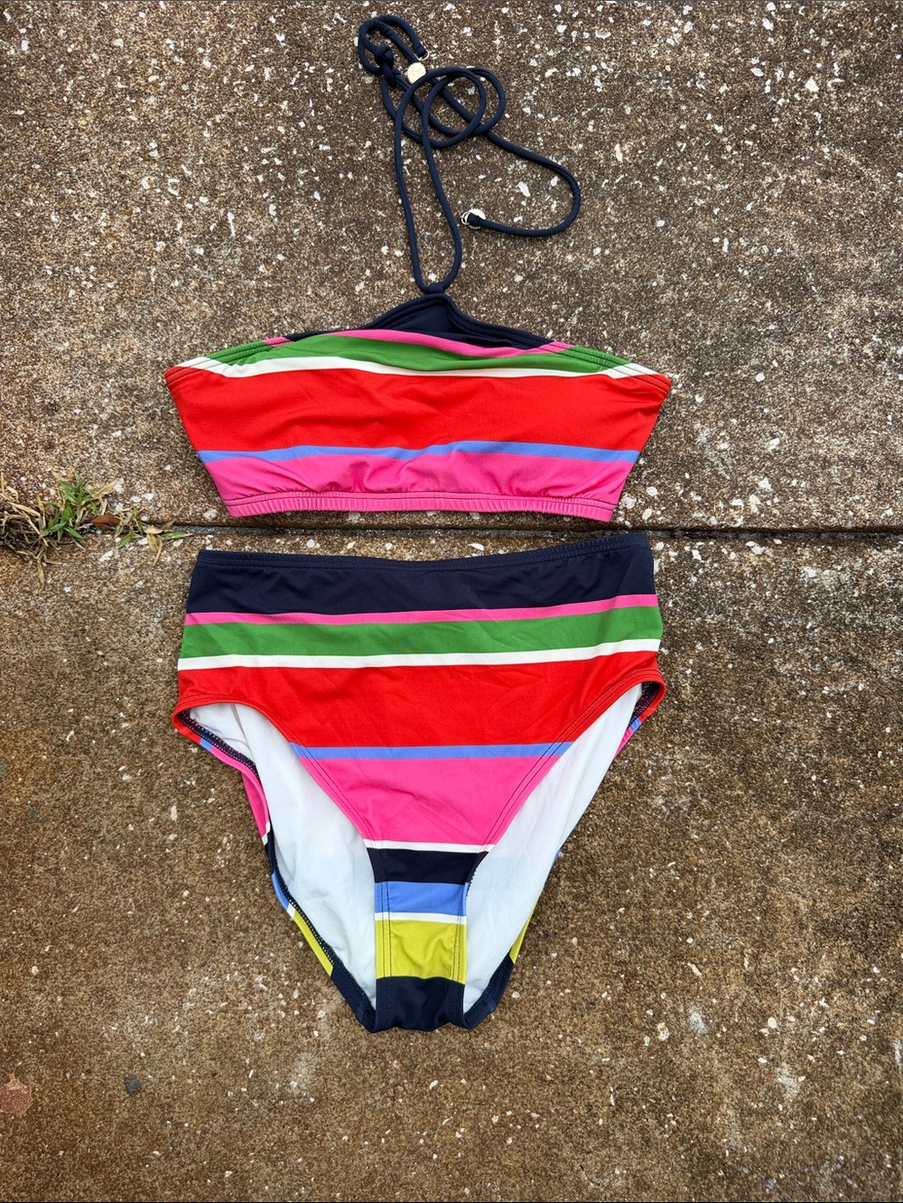 Kate Spade Sunny Day Striped Women’s twoPiece Swim Set - Size Small. EUC